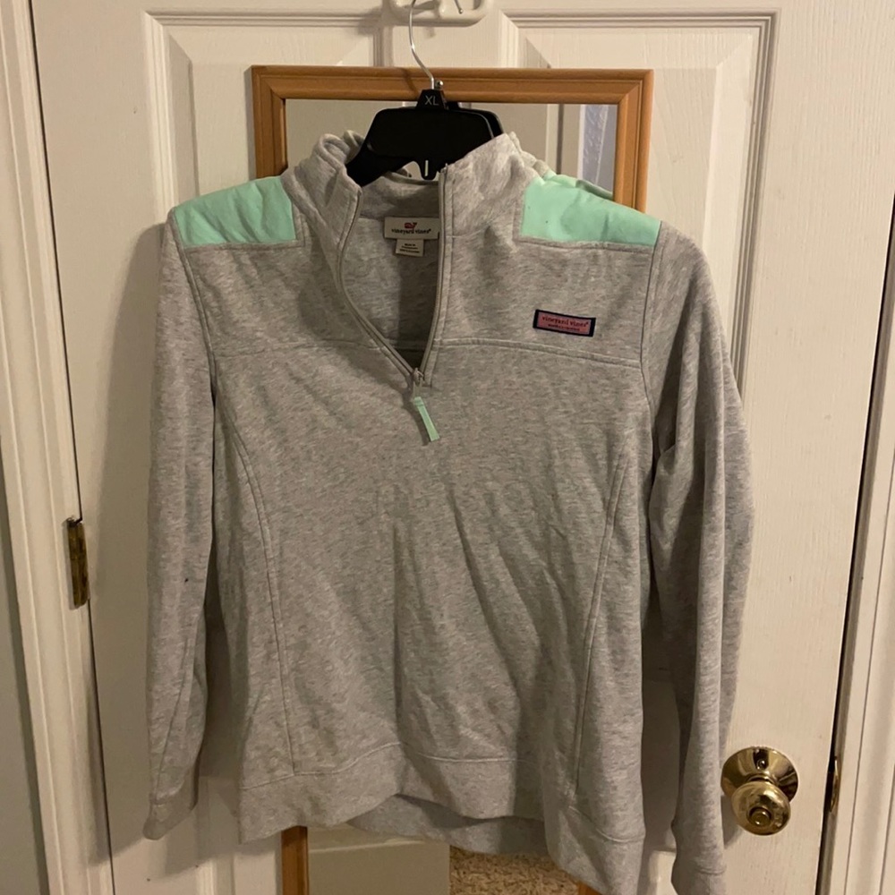 Size medium, Vineyard Vines Shep Shirt
